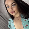 Nadya273748