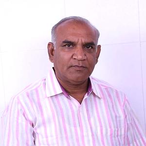 51+