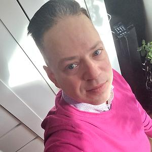 51+