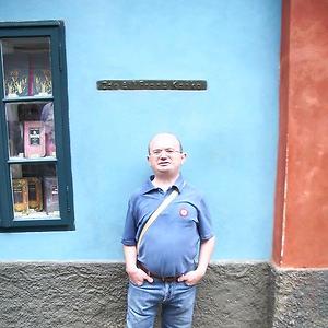 51+