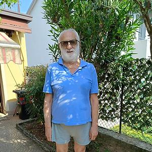 51+
