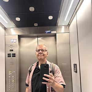 51+