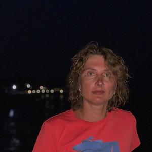 51+