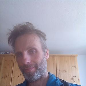 51+