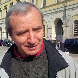 51+