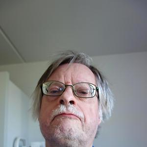 51+