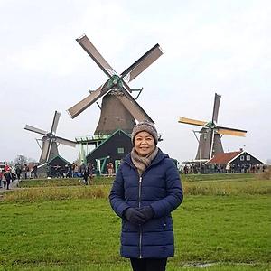 51+