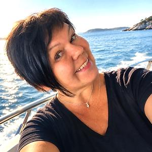 51+