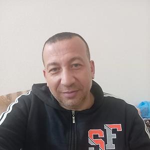 51+