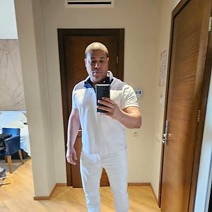 51+