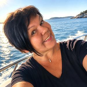 51+