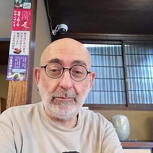 51+
