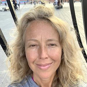51+