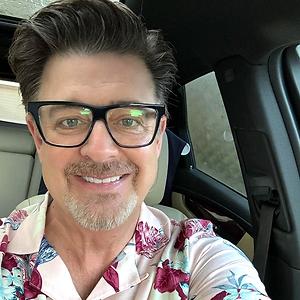 51+