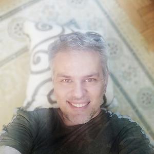51+