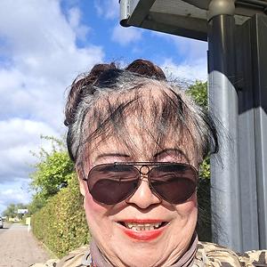 51+