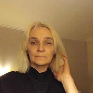 51+