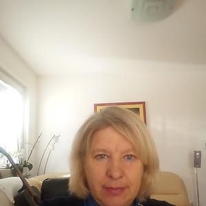 51+