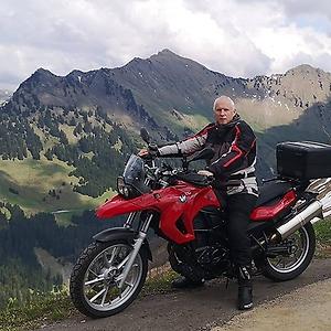 51+