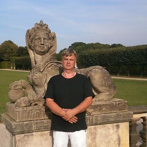 51+