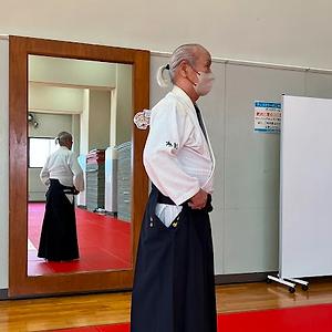 51+
