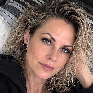 51+