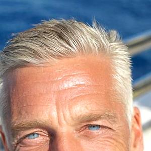 51+