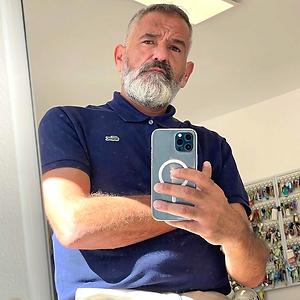 51+
