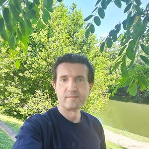 51+