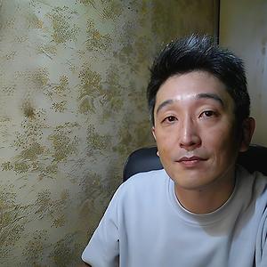 51+