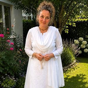 51+