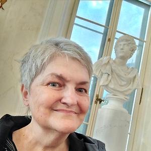 51+