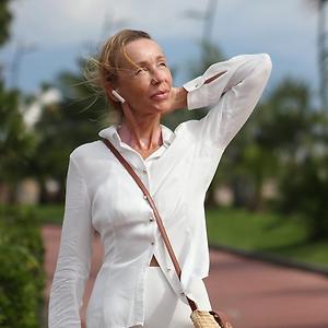 51+