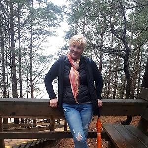 51+