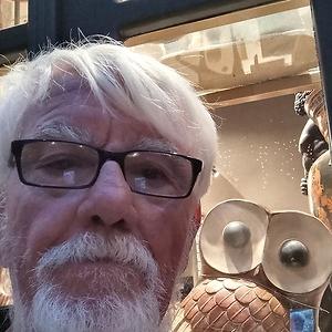 51+