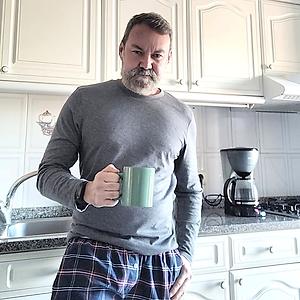 51+