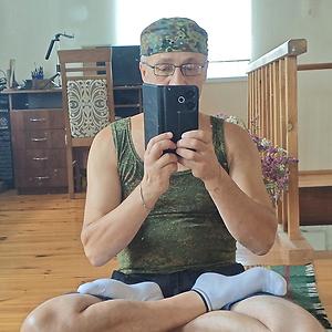 51+