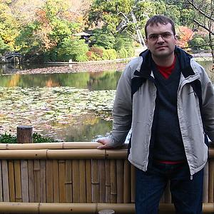51+