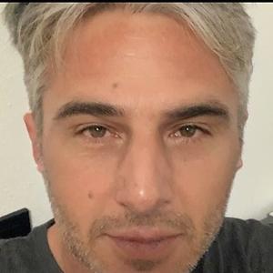 51+