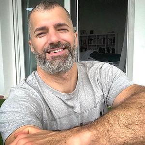 51+