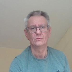 51+