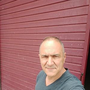 51+